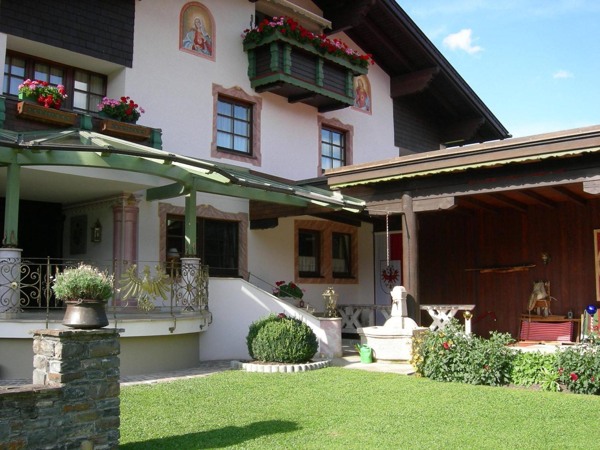 Hotel S'Hoamatl Höfen Exterior foto